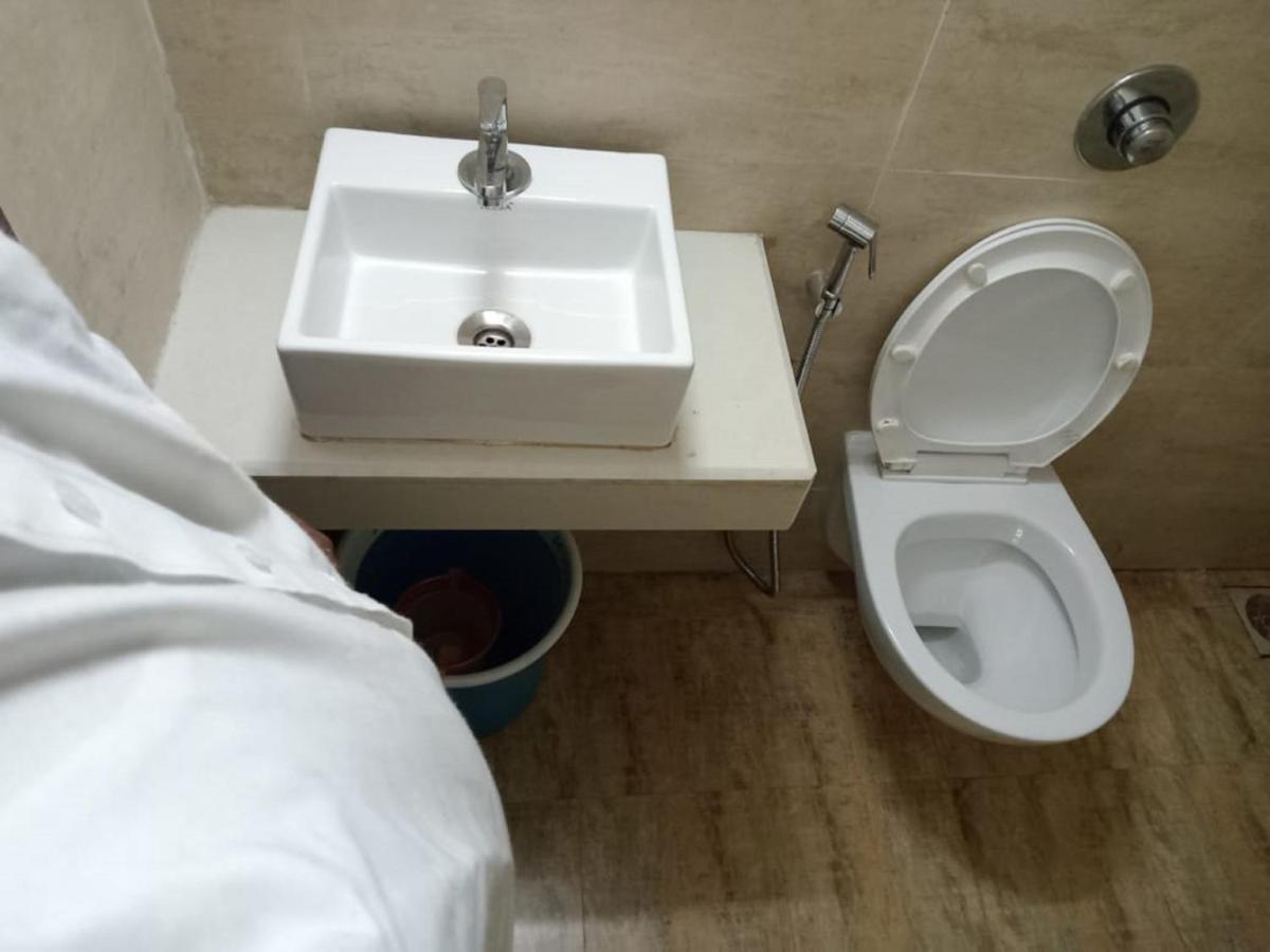 Hotel Sai Deep Lodging By Wb Inn Navi Mumbai Dış mekan fotoğraf